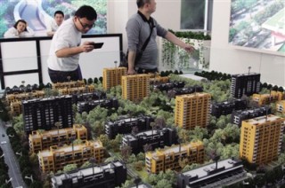 如何进行购房合同的变更操作？这种操作有哪些注意事项？