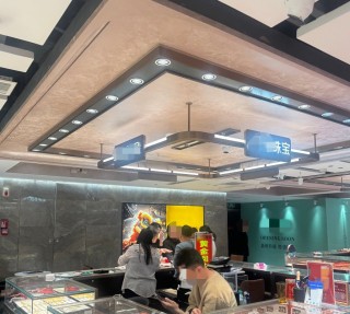 金价回调，水贝市场人气反升！从“囤金条”到“买情绪”，黄金麻将半日被抢空