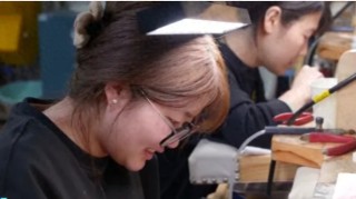 金价高企！这个新职业火了，00后扎堆入场，月入过万→