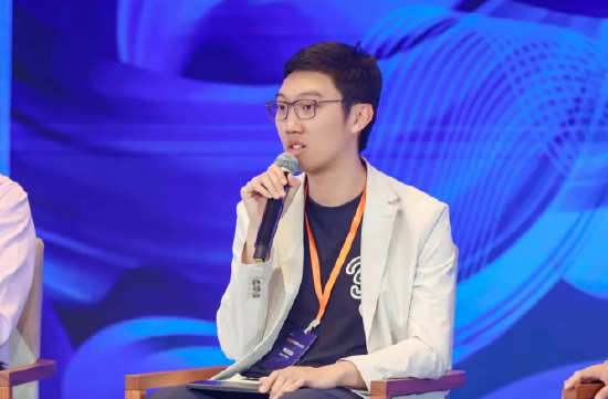 海底捞周浩运:从员工管理与顾客体验两端发力探索AI应用 第1张 海底捞周浩运:从员工管理与顾客体验两端发力探索AI应用 第1张