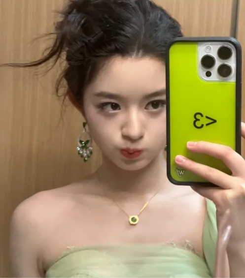 黄杨钿甜耳环价值230万？合理质疑理当得到回应  第1张