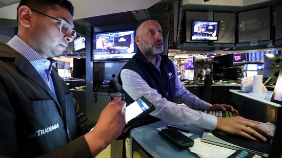 全球顶尖对冲基金6月进一步斩获收益 有赖于关税消息和中东动荡 第1张 全球顶尖对冲基金6月进一步斩获收益 有赖于关税消息和中东动荡 第1张