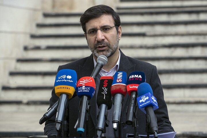 伊媒:伊朗宪法监护委员会批准从国家货币里亚尔中“去掉4个零”的计划 第1张 伊媒:伊朗宪法监护委员会批准从国家货币里亚尔中“去掉4个零”的计划 第1张