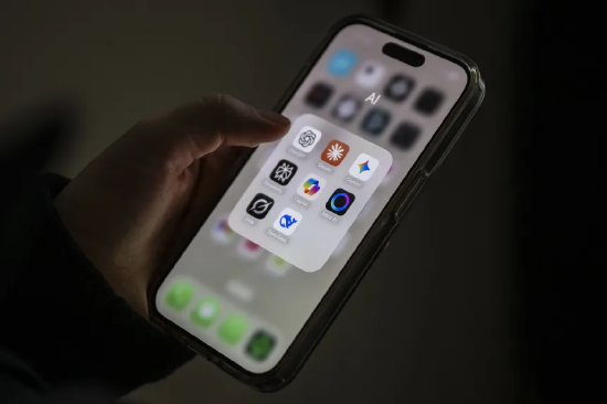 人们对AI到底是下一个风口还是纯属炒作争论不休 第2张 人们对AI到底是下一个风口还是纯属炒作争论不休 第2张