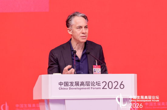 索奈董事长雷默:AI治理应摒弃竞赛思维,采纳花园共治新范式 第1张 索奈董事长雷默:AI治理应摒弃竞赛思维,采纳花园共治新范式 第1张